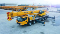 Grue sur camion XCT60 haute puissance 60 tonnes avec hauteur de levage de 42,15 m, boîte de vitesses et moteur, haute efficacité opérationnelle, prix usine, en stock