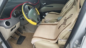 Jiasan Heyue RS Septiembre 2012 Excelente estado con asientos de salpicadero de cuero genuino Dirección izquierda 15.000 kilómetros cubiertos - Product Image 4