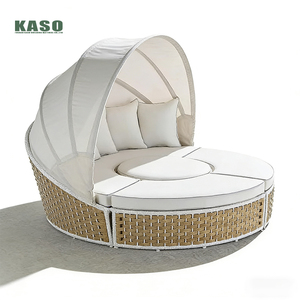Lit de Jour Design Moderne avec Baldaquin, Mobilier de Patio, Chaise Longue de Luxe pour Hôtel et Jardin, Chaise Longue Ronde en Aluminium et Rotin PE pour Extérieur - Product Image 3