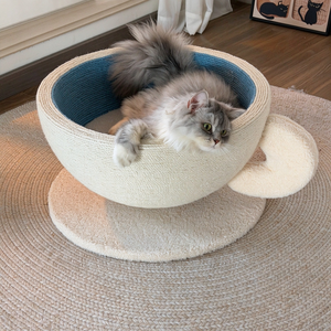 Lit pour chat semi-fermé avec griffoir intégré, panier de repos rond pour chats d'intérieur - Product Image 1