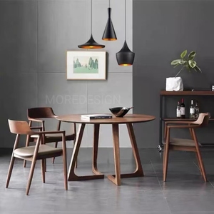Ensemble <span class=keywords><strong>table</strong></span> et chaises rondes en bois massif, style nordique moderne, luxe léger, pour appartement ou hôtel - Product Image 2