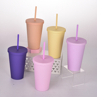 450ml doppelwandiger Kunststoff becher Acryl BPA-freier Wasser becher Fabrik preis Kunden spezifischer kleiner MOQ-Wasser becher mit Strohhalm und Deckel