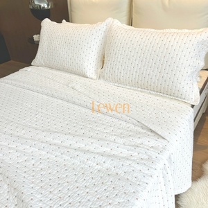 Parure de <span class=keywords><strong>lit</strong></span> de luxe en coton léger avec broderie unie, <span class=keywords><strong>couvre</strong></span>-<span class=keywords><strong>lit</strong></span> et couette - Product Image 1