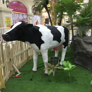 Modèle de vache animatronique réaliste pour la simulation de la <span class=keywords><strong>vie</strong></span> des animaux de ferme, idéal pour les zoos, les musées et les parcs d'attractions - Product Image 2