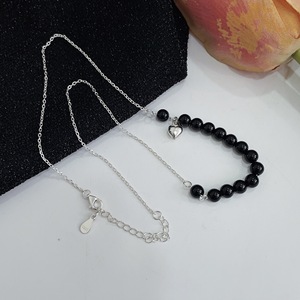 Collier de perles en agate noire argentée, pendentif en forme de cœur en argent S925, design minimaliste élégant pour femmes, bijoux à porter au quotidien - Product Image 3