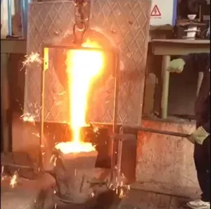 Horno de fusión por inducción de alta calidad de 450KG, estufa eléctrica, horno de fundición de tiristores para acero inoxidable, hierro y cobre