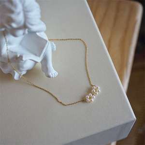 Collier exquis plaqué or 14 carats de Zhizhen, perle de bébé tissée à la main, style Instagram, tempérament français - Product Image 1