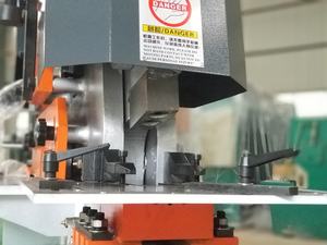 Q35Y -50 serie ironworker ironworker idraulico macchina lamiera di ferro lavoratore per il taglio di piegatura punzonatura - Product Image 4