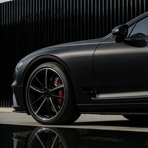 Film de protection de voiture en TPU personnalisé en gros, auto-réparant, protection UV, changement de couleur, noir brillant, gris mat, rouleau de qualité supérieure - Product Image 1