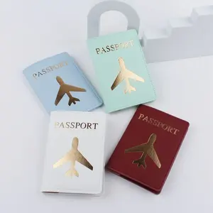 حقيبة جواز سفر جديدة من الشركة المصنعة في الصين ، غلاف جواز سفر من الجلد الصناعي ، شهادة غلاف جواز سفر بلون واحد