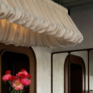 Lustre en tissu créatif à six têtes longues avec éclairage LED blanc pour café, restaurant, comptoir - Product Image 4