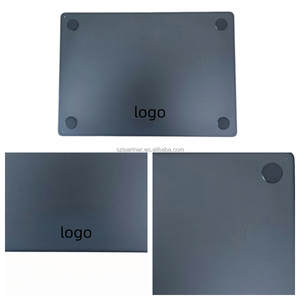 Coque inférieure personnalisée OEM ODM avec impression de numéro de série, couleur gris foncé, bleu nuit, argentée pour <span class=keywords><strong>MacBook</strong></span> A2681 - Product Image 2