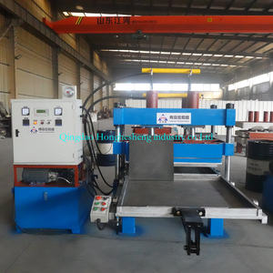 Presse à carreaux de caoutchouc entièrement automatique avec dispositif de tirage et de poussée automatique, vulcanisateur de caoutchouc 120T - Product Image 2