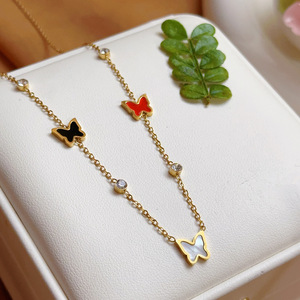 Fashionable Golden butterfly Necklace for Women, Featuring Light Luxury Multi-color <b>Shell</b> butterfly Pendant Gift Necklace - Product Image 2