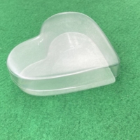 Boîte à bonbons cadeau en forme de coeur Boîte à fleurs avec couvercle Offre Spéciale plastique acrylique PMMA Taille personnalisée acceptée Conteneur à bonbons coeur clair