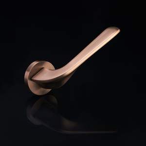 人気デザインソリッドブラスインテリアドアハンドルプライバシーパッセージキーレスロックドアハンドルレバーほぞ穴ロック - Product Image 4