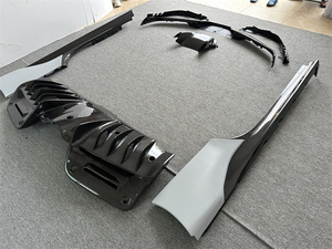 Pour <span class=keywords><strong>Ferrari</strong></span> SF90 mise à niveau Kit de carrosserie en Fiber de carbone de Style OEM avec lèvre avant lèvre arrière jupes latérales aile arrière - Product Image 3