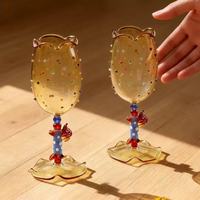 Schattig driedimensionaal teckelvormig glazen wijnglas, handgeblazen gepersonaliseerd cadeau-glas, voor koude dranken en fruitsappen.