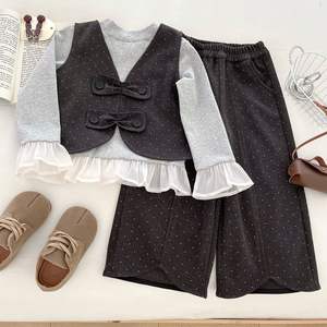 Nuevo Conjunto de Tres Piezas para Niña, Estilo Primavera-Otoño, Chaleco Moderno, Camisa Interior de Manga Larga, Pantalones Anchos - Product Image 2