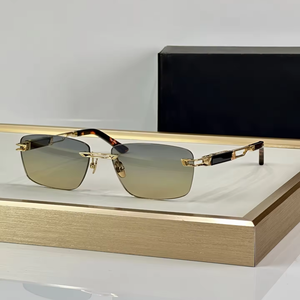 Lunettes de soleil carrées vintage de créateur pour femmes, de haute qualité et tendance, lunettes de soleil rétro de luxe pour hommes, monture en titane UV400, lunettes pour homme - Product Image 4