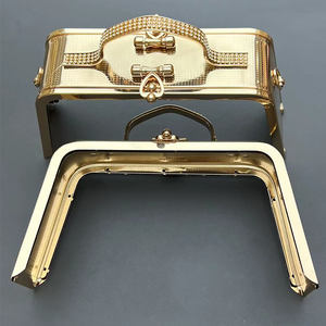 Fermoir Métallique Baiser Ancien Cadre Serrure Arche à Poignée Fleur pour Sac à Main, <span class=keywords><strong>Porte</strong></span>-<span class=keywords><strong>Monnaie</strong></span>, Portefeuille, Fabrication Artisanale - Product Image 1