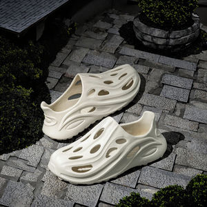 <span class=keywords><strong>รองเท้า</strong></span><span class=keywords><strong>แตะ</strong></span>ผู้ชาย JoyHo 2025 รุ่นใหม่ วัสดุ EVA น้ำหนักเบา ระบายอากาศได้ดี กันลื่น ป้องกันกลิ่นอับ เหมาะสำหรับกิจกรรมกลางแจ้ง ชายหาด สวมใส่สบายในฤดูร้อน และในสวน - Product Image 4