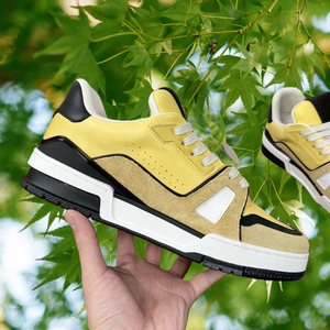 Mocasines de Cuero Genuino de Alta Calidad para Hombre y Mujer, Diseño Retro de Lujo, Forro de Malla Antideslizante, Color Amarillo - Product Image 2