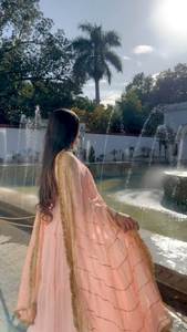 Regal Radiance estilo indio Flair vestido pesado Dupatta Georgette seda Sari moderno desgaste de fiesta características estilo Bollywood trabajo de piedra - Product Image 5