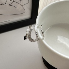 แหวนเงินแท้ S925 สไตล์เกาหลี ดีไซน์เฉพาะตัว รูปทรงงู แฟชั่นเกาหลี สไตล์ INS แหวนประดับเพชรดำโดดเด่น - Product Image 3