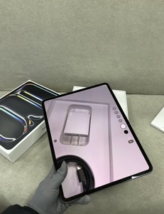 เคลือบป้องกั<span class=keywords><strong>น</strong></span>รอยนิ้วมือ New Clean Body สำหรับแท็บเล็ต Pro 13 <span class=keywords><strong>น</strong></span>ิ้ว รุ่นปี 2025 แบบ Wi-Fi/GSM สำหรับใช้งานระดับมืออาชีพ ที่บ้า<span class=keywords><strong>น</strong></span> สำ<span class=keywords><strong>น</strong></span>ักงา<span class=keywords><strong>น</strong></span> และที่สาธารณะ - Product Image 2