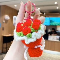 Porte-clés mini rose en peluche douce au crochet - Ornement tricoté fait main