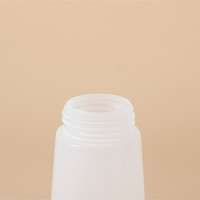 Bouteille de sauce de meilleure qualité d'usine avec bouteille de sauce à presser en plastique à 3 trous 4oz 8oz 12oz 16oz bouteilles de sauce Sqeeze