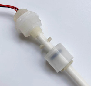 Interrupteur de niveau à flotteur magnétique en PVDF pour réservoir de liquide PTFE, capteur d'eau anticorrosion, pratique et rapide - Product Image 4