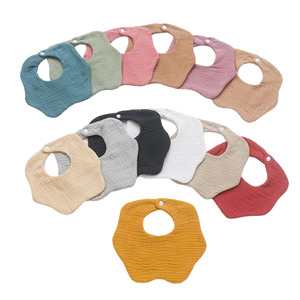 Bavaglino per Neonati con Bottoni, Assorbente, Ecologico, Lavabile, in Puro Cotone, Stile <span class=keywords><strong>Bandana</strong></span> per Bambini 0-6 Mesi - Product Image 1
