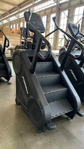 Machine d'escalade en gros pour usage domestique, équipement de <span class=keywords><strong>cardio</strong></span>-training de gym, machine d'<span class=keywords><strong>escalier</strong></span>, entraînement d'escalade en acier - Product Image 3