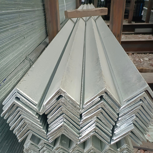 مواد معدنية: قضبان زاوية فولاذية 35×35×2 للسوق البنغلاديشي، تصميم قضبان زاوية للسياج المعدني - Product Image 6