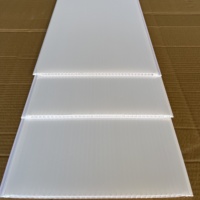Matériaux de plafond suspendu en PVC, panneau en plastique rectangulaire, plafond décoratif 3000x300mm, salon, cuisine, salle de bain