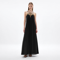Nouvelle Robe de Soirée Longue Femme Élégante Noire à Bretelles Fines, Motif Géométrique Ajouré, Plissée et Fluide, Coupe Évasée Personnalisée