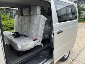 รถตู้ KAMA รุ่นใหม่ล่าสุด พวงมาลัยขวา 11 ที่นั่ง ไมโครบัส ดีเซล 2.0 ลิตร เบนซิน พวงมาลัยขวา/ซ้าย รถมินิบัสโดยสาร รถมินิบัสไฟฟ้า EV รุ่นใหม่สำหรับในเมือง - Product Image 4