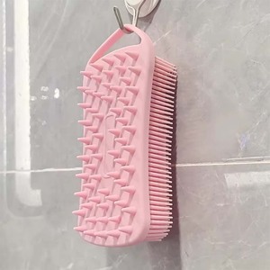 Brosse de douche carrée en silicone 2-en-1 simple, portable et murale, peigne de massage pour shampoing et soins corporels - Product Image 5
