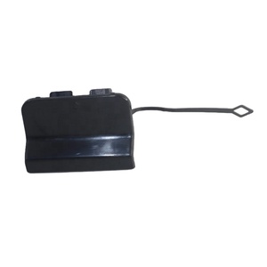 OEM 2048856223 Couvercle de crochet de remorquage de pare-chocs avant de style AMG en plastique nouvel état <span class=keywords><strong>Mercedes</strong></span>-Benz W204 C63 C180 C260 <span class=keywords><strong>C300</strong></span> <span class=keywords><strong>2012</strong></span> 2013 2014 - Product Image 2