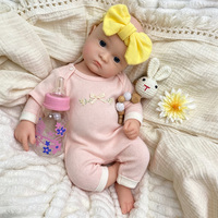 Poupées Reborn en Silicone de 18 pouces avec Yeux Scintillants et Visage Mignon, Bouche Ouverte, Lignes de Moulage Légères, Poupées Magnifiques en Silicone pour l'Accompagnement