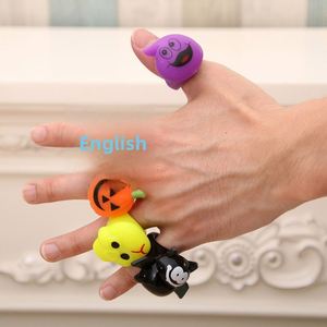 Jouet lumineux en caoutchouc pour Halloween, pour enfants et adultes, design citrouille et chauve-souris, cadeau de fête - Product Image 1