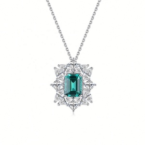 Juego de Joyería de Plata de Ley 925 con Circonitas Cúbicas de Corte Esmeralda Personalizadas para Mujer, Venta al por Mayor de Moda - Product Image 4