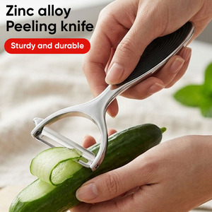 Éplucheur de légumes en alliage de zinc avec poignée en silicone, éplucheur multifonctionnel pour fruits et pommes de terre avec outil de suppression des graines pour la cuisine et la maison - Product Image 1