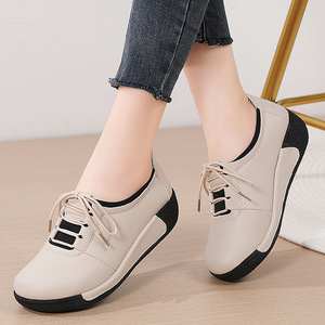 Chaussures compensées épaisses en éponge pour femmes, baskets décontractées en PU souple à lacets, antidérapantes pour le quotidien, le travail et l'extérieur - Product Image 1