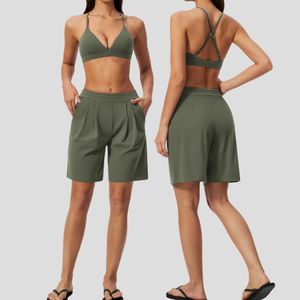 Ensemble de sport 2 pièces vert olive pour femme, haut court à bretelles et short, respirant, rayé, séchage rapide, en polyester tricoté, printemps-été - Product Image 1
