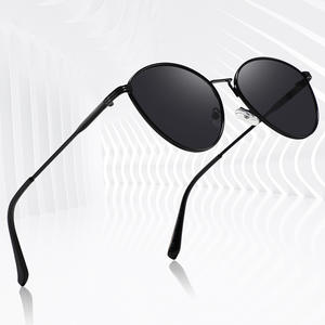 Gafas de sol metálicas clásicas para hombre, con protección UV400, montura redonda negra, para conducir, protección solar, atuendos de moda. - Product Image 4