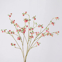 Moderne minimalistische lichte luxe decoratieve bloemen Geluksfruit Kleine appels Kunstmatige vruchten Kleine bessen Chinese stijl