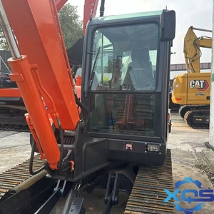 Mini-excavatrice Doosan DX60 d'occasion de haute qualité, 6 tonnes, modèle 2022, avec moteur, boîte de vitesses, pompe hydraulique et composants d'origine - Product Image 4